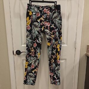Peck & Peck Vibrabt Tropical Leaf Print Straight Leg Pull On Pants (Size 8)